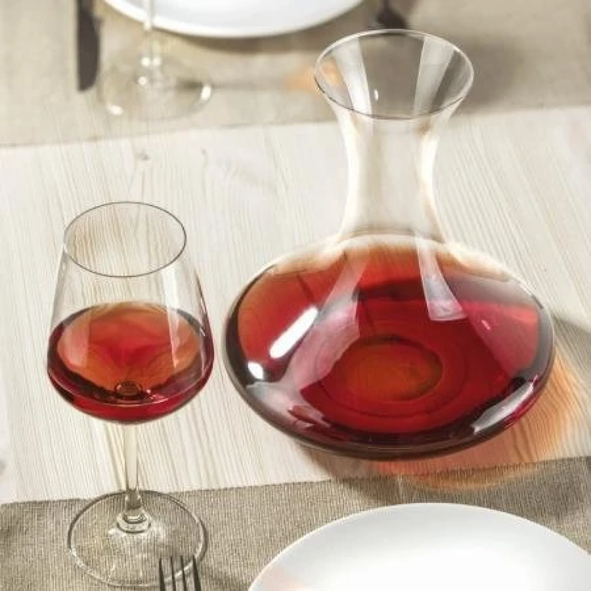 %D0%A1%D0%B5%D1%80%D0%B2%D0%B8%D0%B7+%D0%94%D0%B5%D0%BA%D0%B0%D0%BD%D1%82%D0%B5%D1%80+%D0%B8+6+%D1%87%D0%B0%D1%88%D0%B8+%D0%B7%D0%B0+%D0%B2%D0%B8%D0%BD%D0%BE+Universum